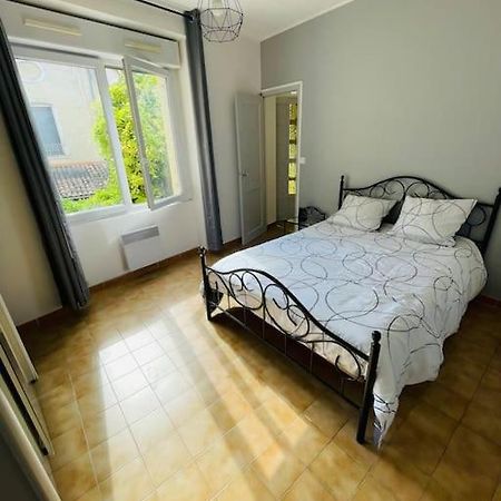 Chez Leo I - Appartement T2 Proche Tricastin Bollène Exterior foto